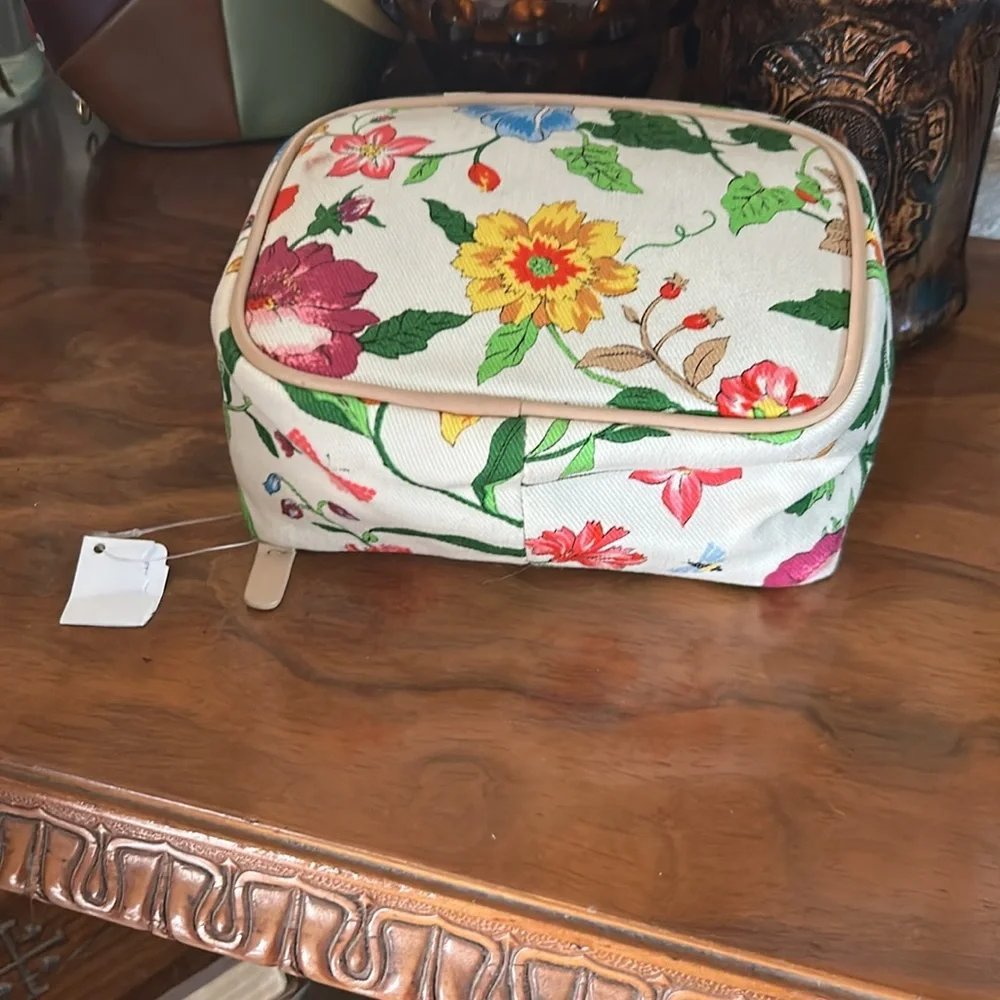 TALBOTS Floral Cosmetic Case